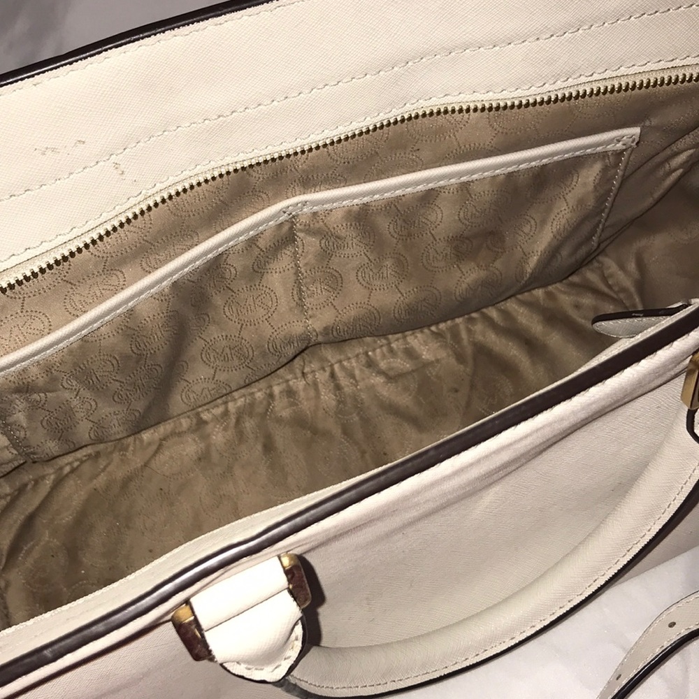 Michael Kors bag - Picture 3 of 6